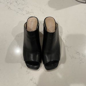 Kenneth Cole mule block heel shoes. Very good condition. Size 8, black